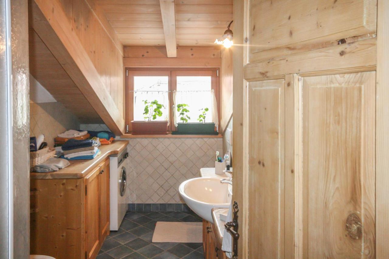 Tabia Elisa Apartment Campitello di Fassa Bagian luar foto