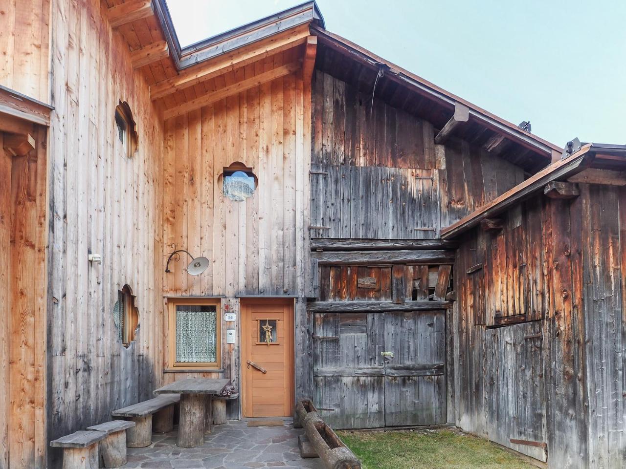 Tabia Elisa Apartment Campitello di Fassa Bagian luar foto