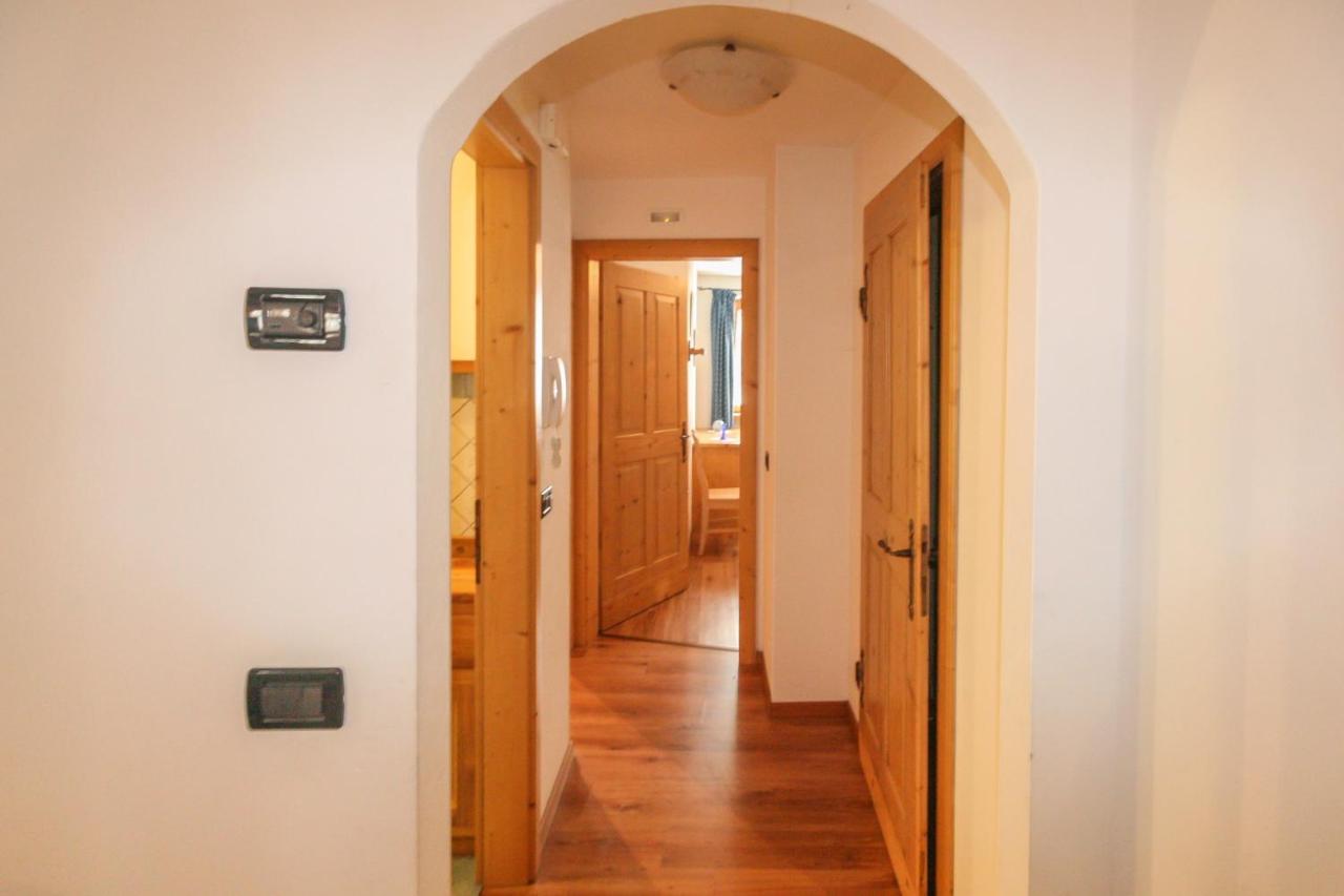 Tabia Elisa Apartment Campitello di Fassa Bagian luar foto