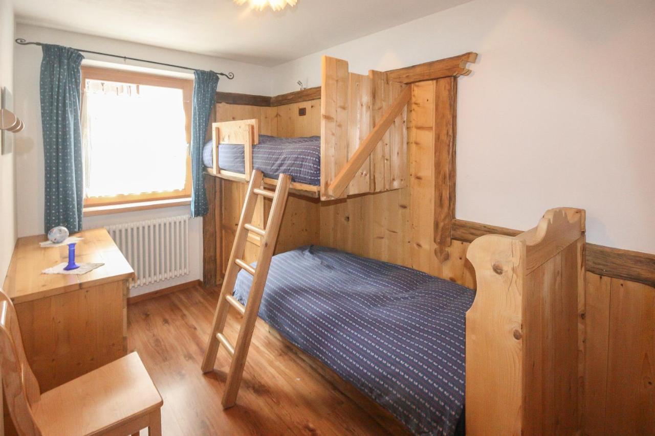 Tabia Elisa Apartment Campitello di Fassa Bagian luar foto